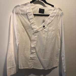 NEW Abercrombie and Fitch white blouse Sz small